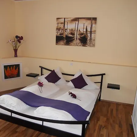 Privatpension Ulrike Homestay Graz